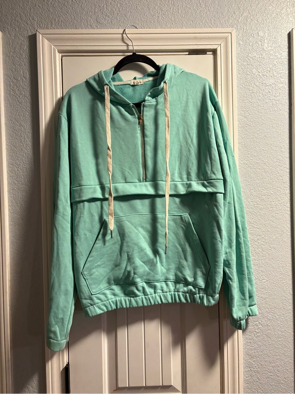 POL Hoodie Women Medium Mint Green Half Zip Pullover Kangaroo Pocket